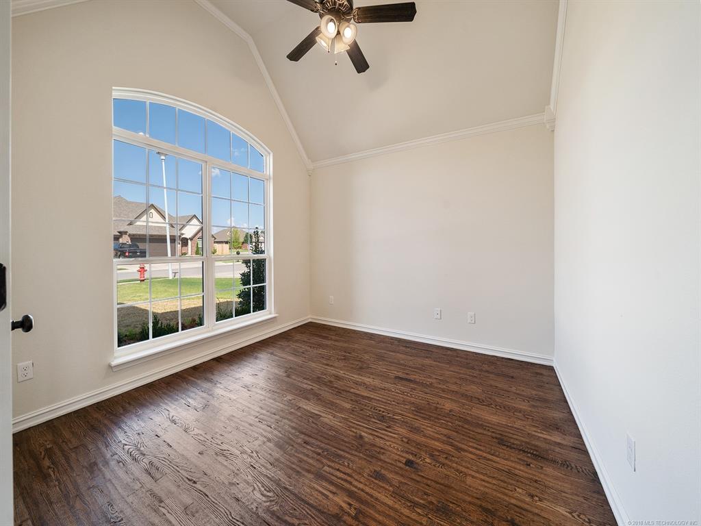 2414 S 16th Court, Broken Arrow, OK 74012